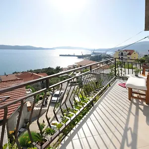 Ana Apartment Trogir